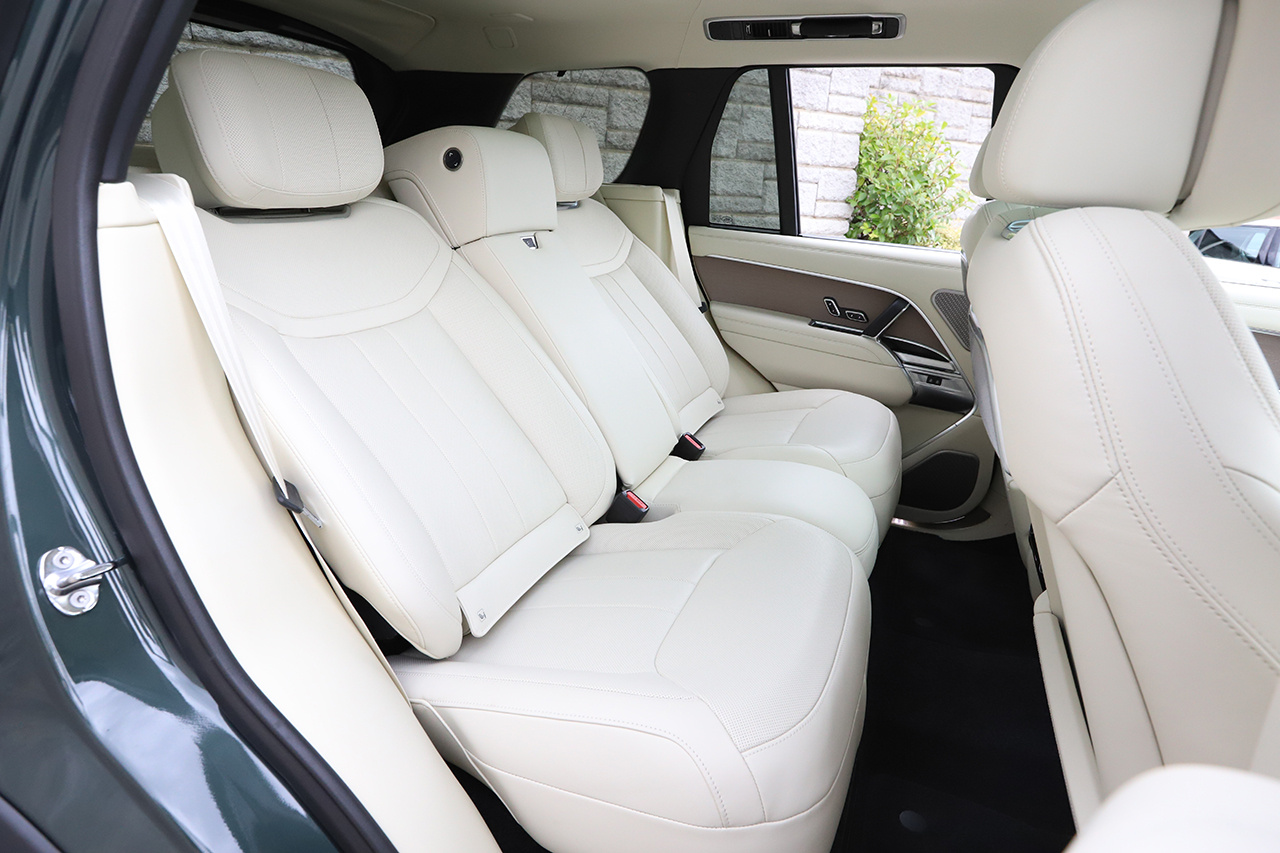 2025 Land Rover RANGE ROVER null