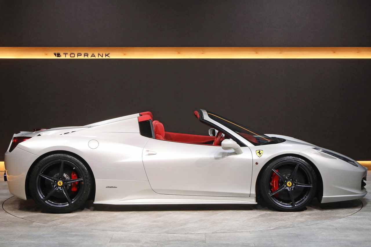 2012 Ferrari 458 SPIDER null