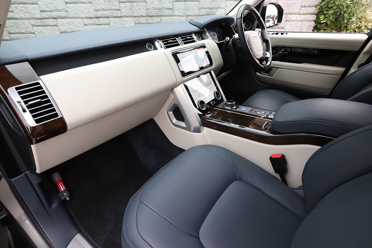 2019 Land Rover RANGE ROVER 