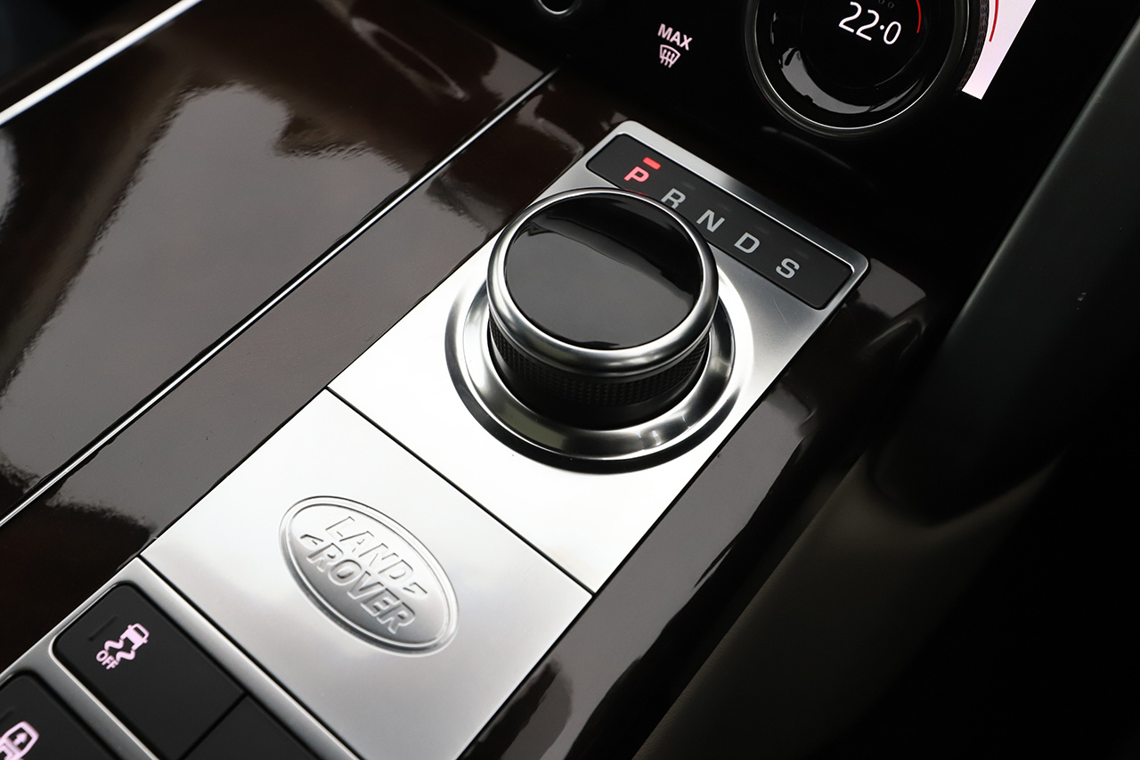 2019 Land Rover RANGE ROVER 
