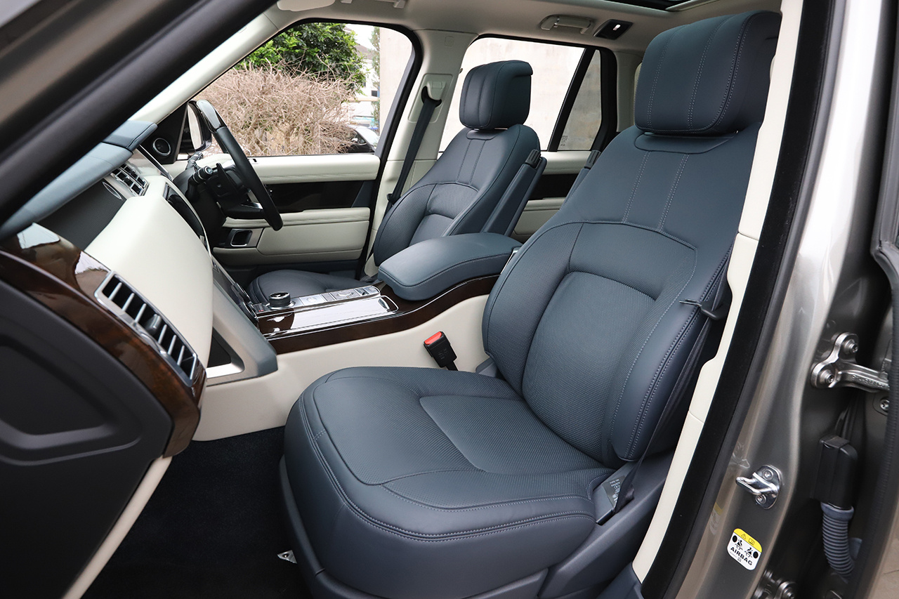 2019 Land Rover RANGE ROVER 