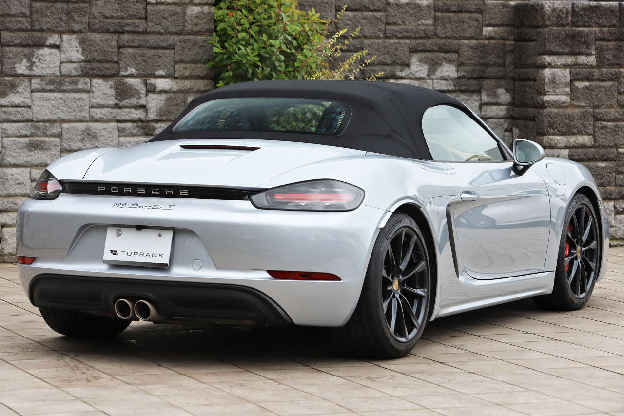 2017 Porsche 718 BOXSTER 