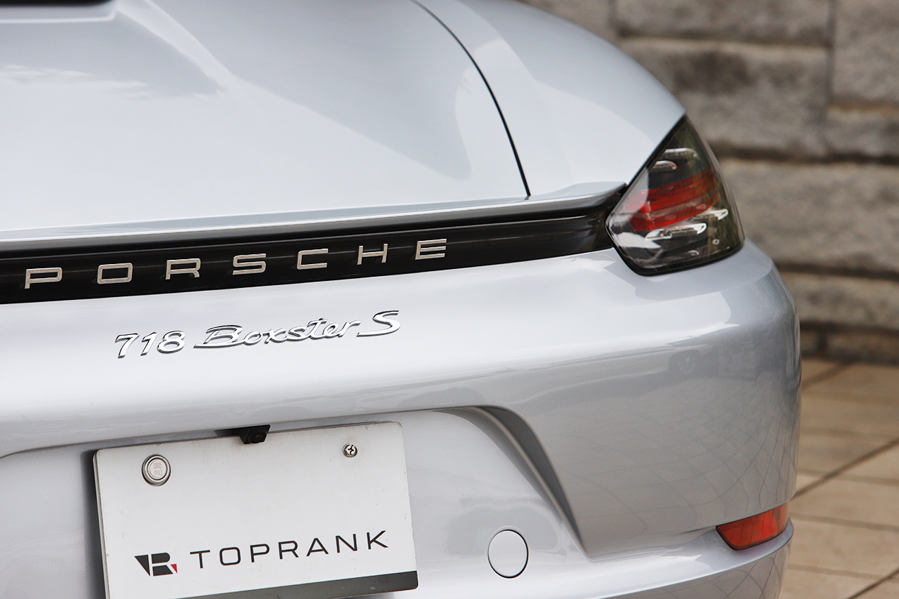 2017 Porsche 718 BOXSTER 