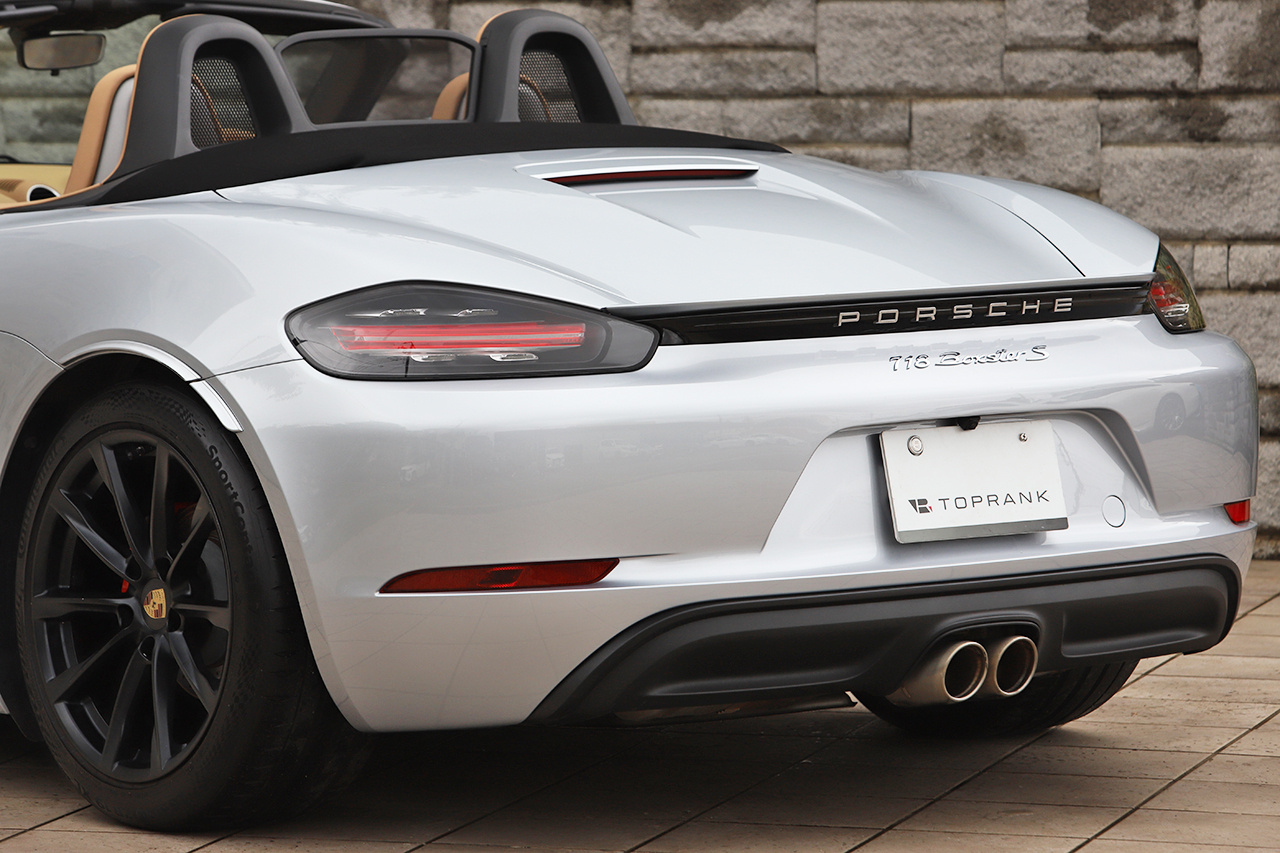 2017 Porsche 718 BOXSTER 
