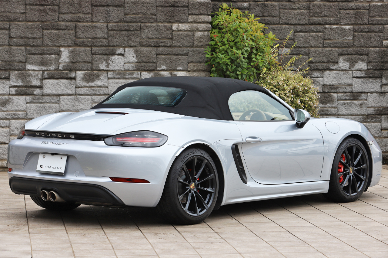 2017 Porsche 718 BOXSTER 