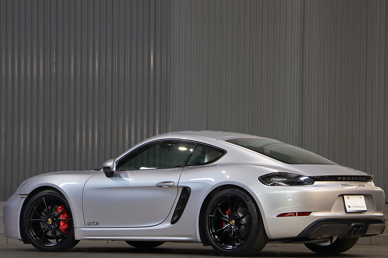 2018 Porsche 718 CAYMAN 
