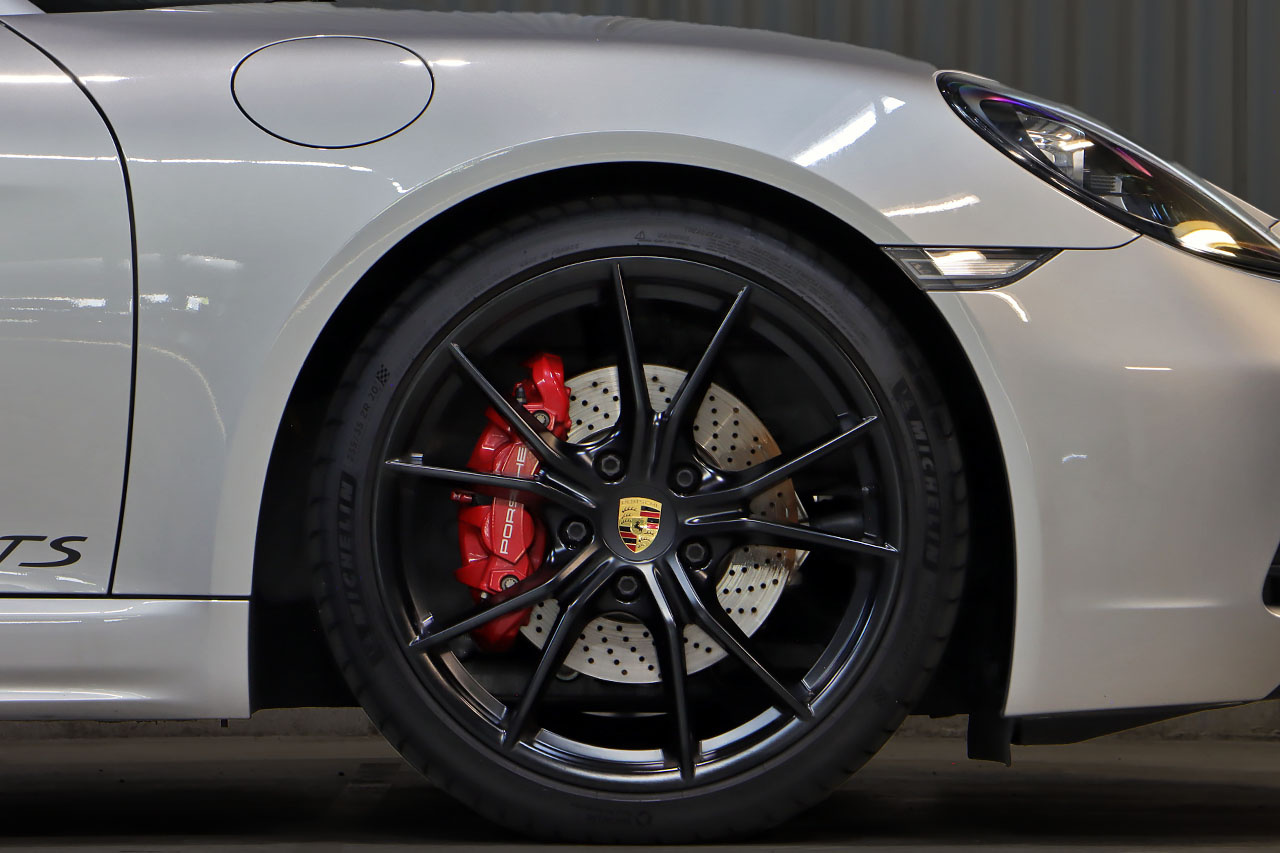 2018 Porsche 718 CAYMAN 