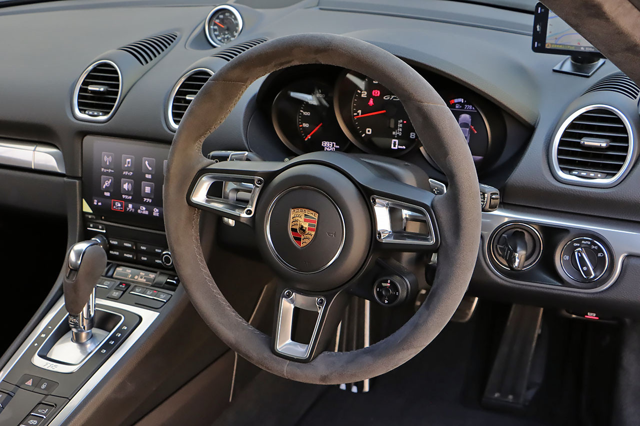 2018 Porsche 718 CAYMAN 