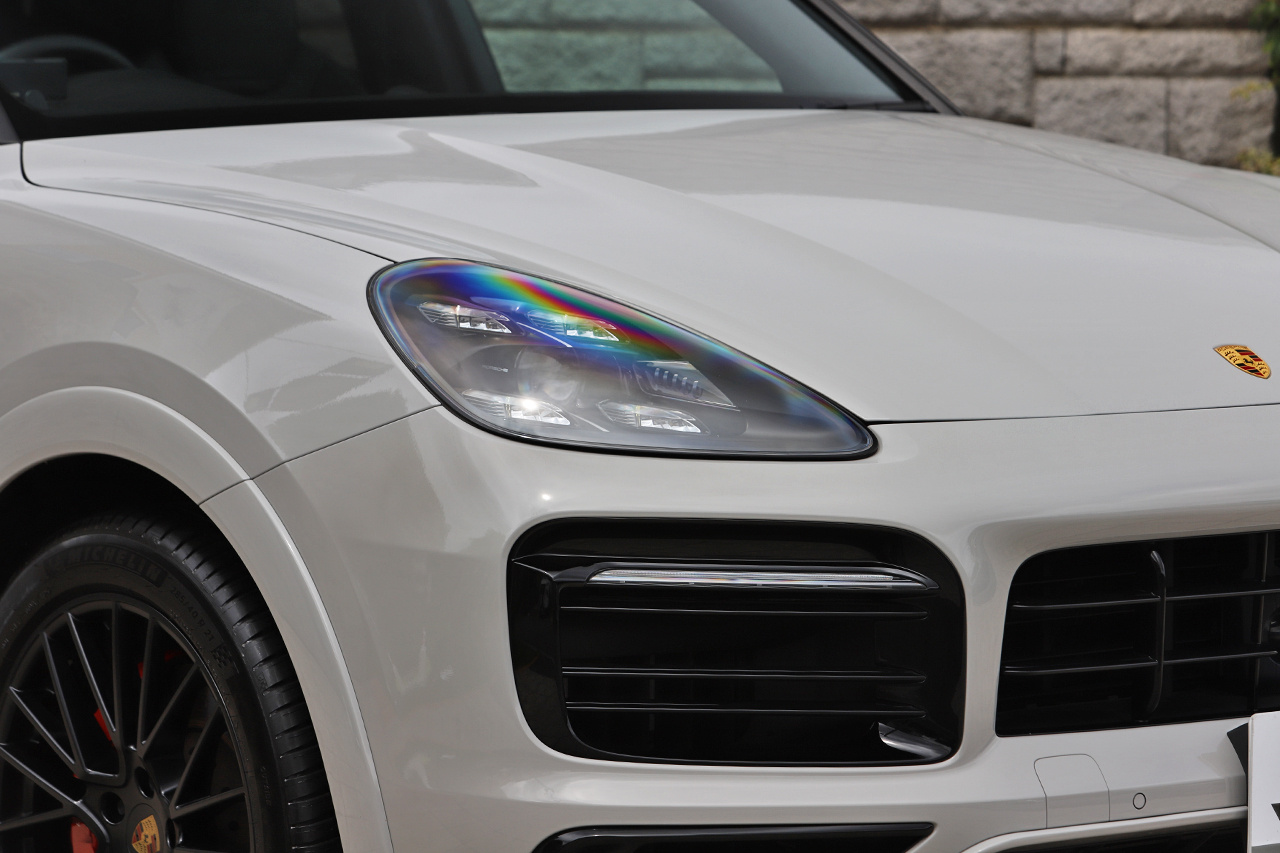 2021 Porsche CAYENNE null