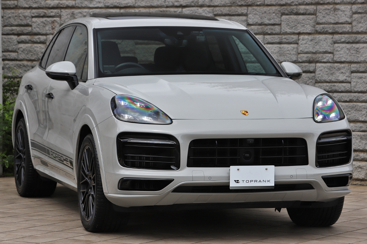 2021 Porsche CAYENNE null