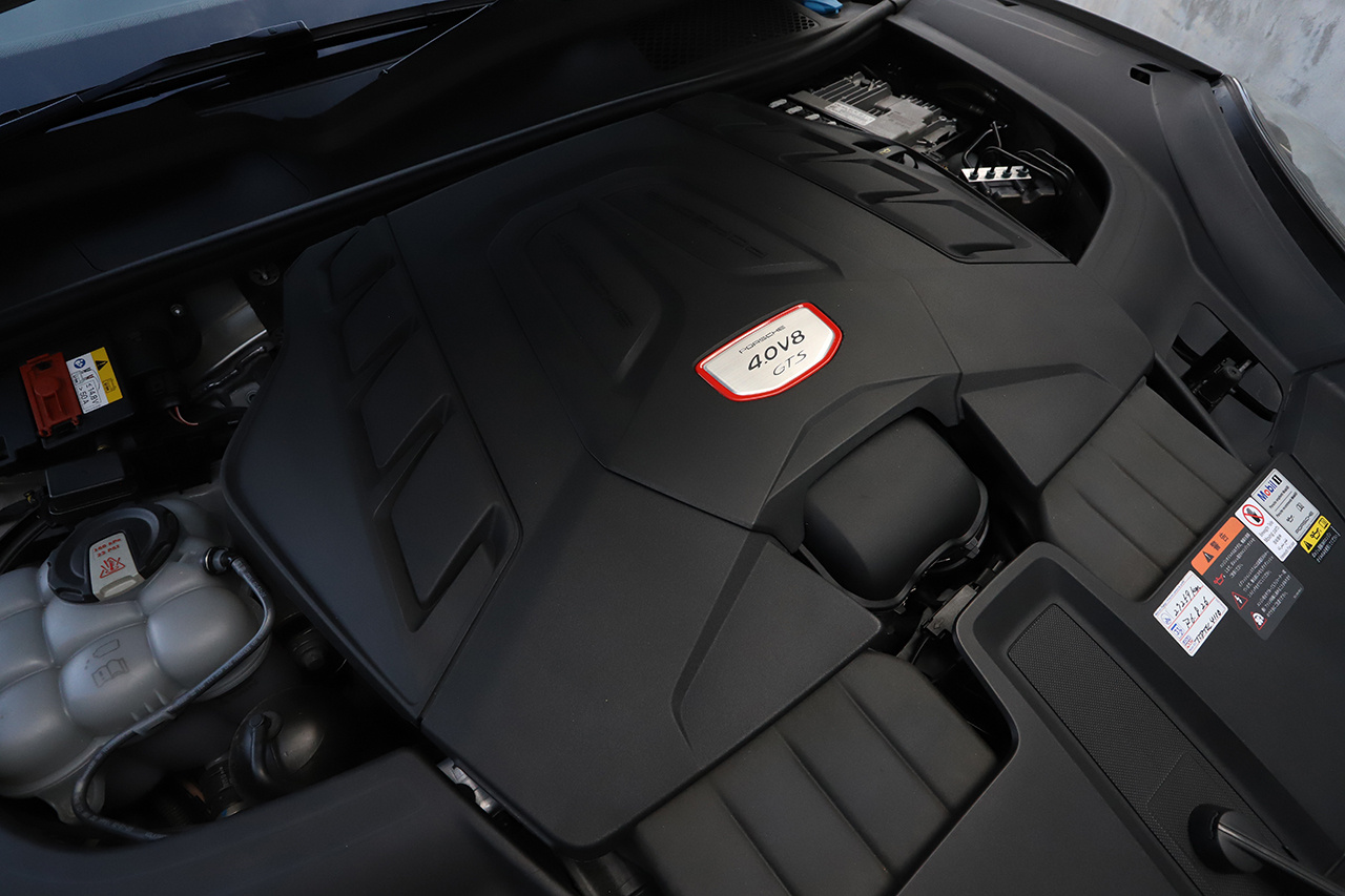 2021 Porsche CAYENNE null