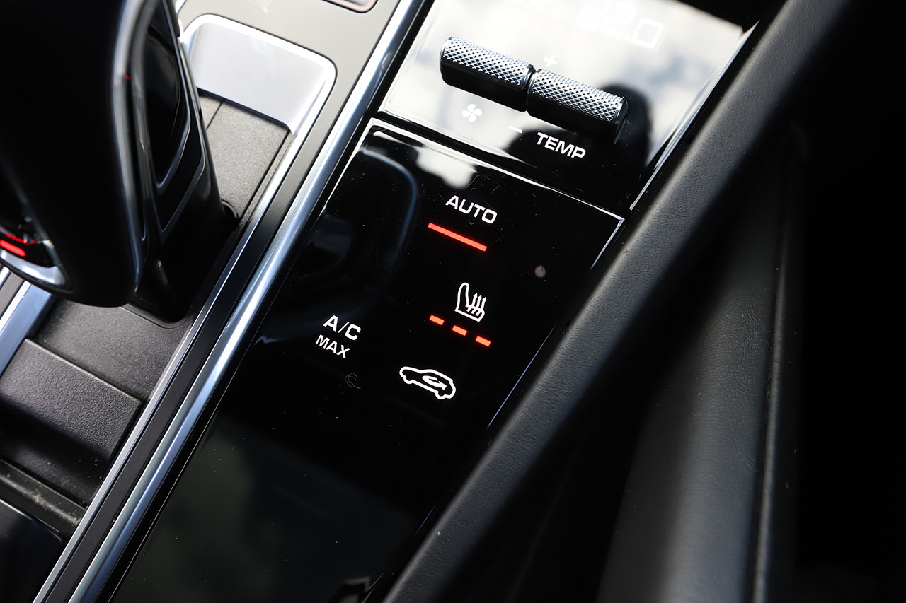 2021 Porsche CAYENNE null
