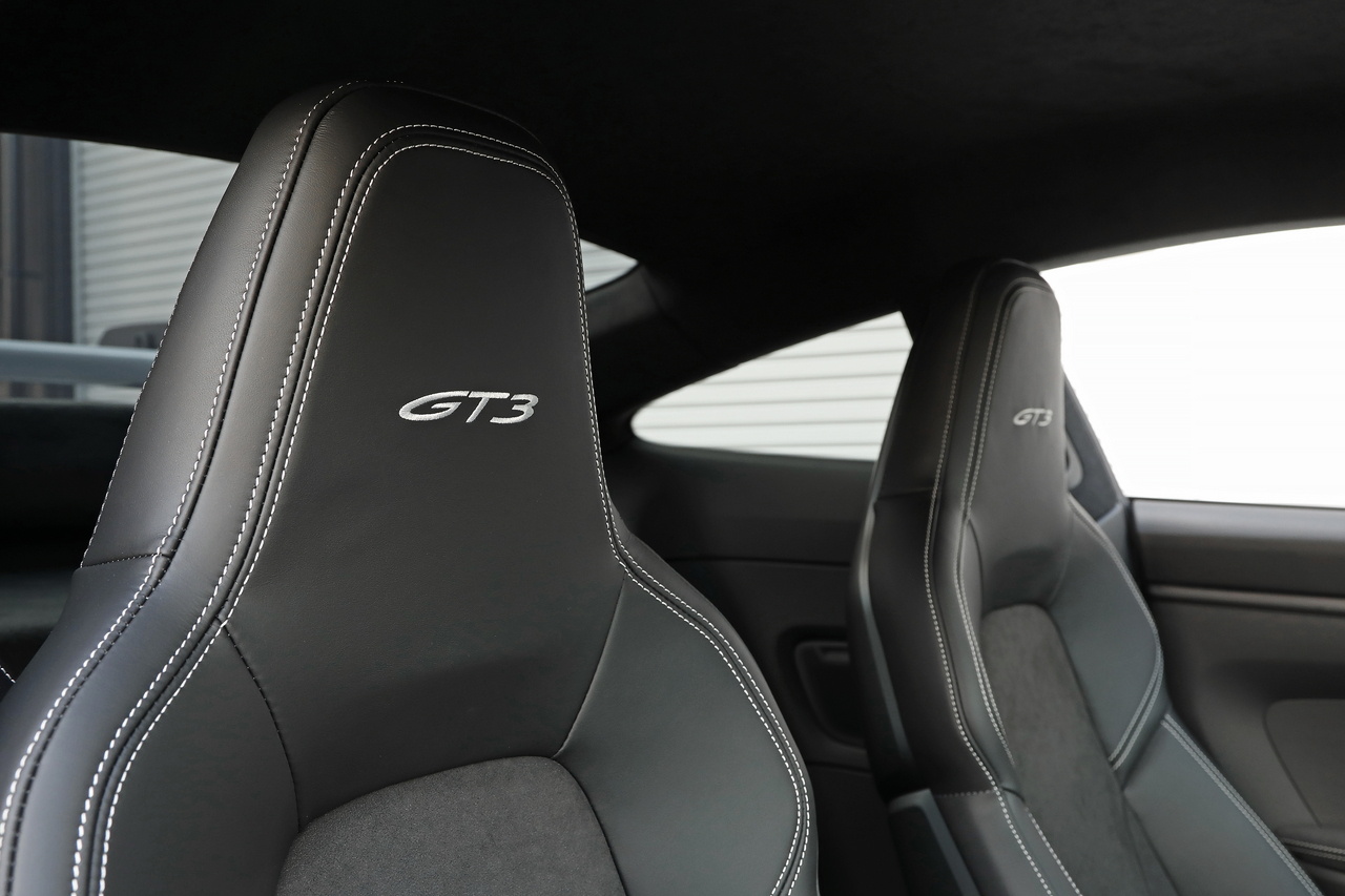 2025 Porsche 911 null