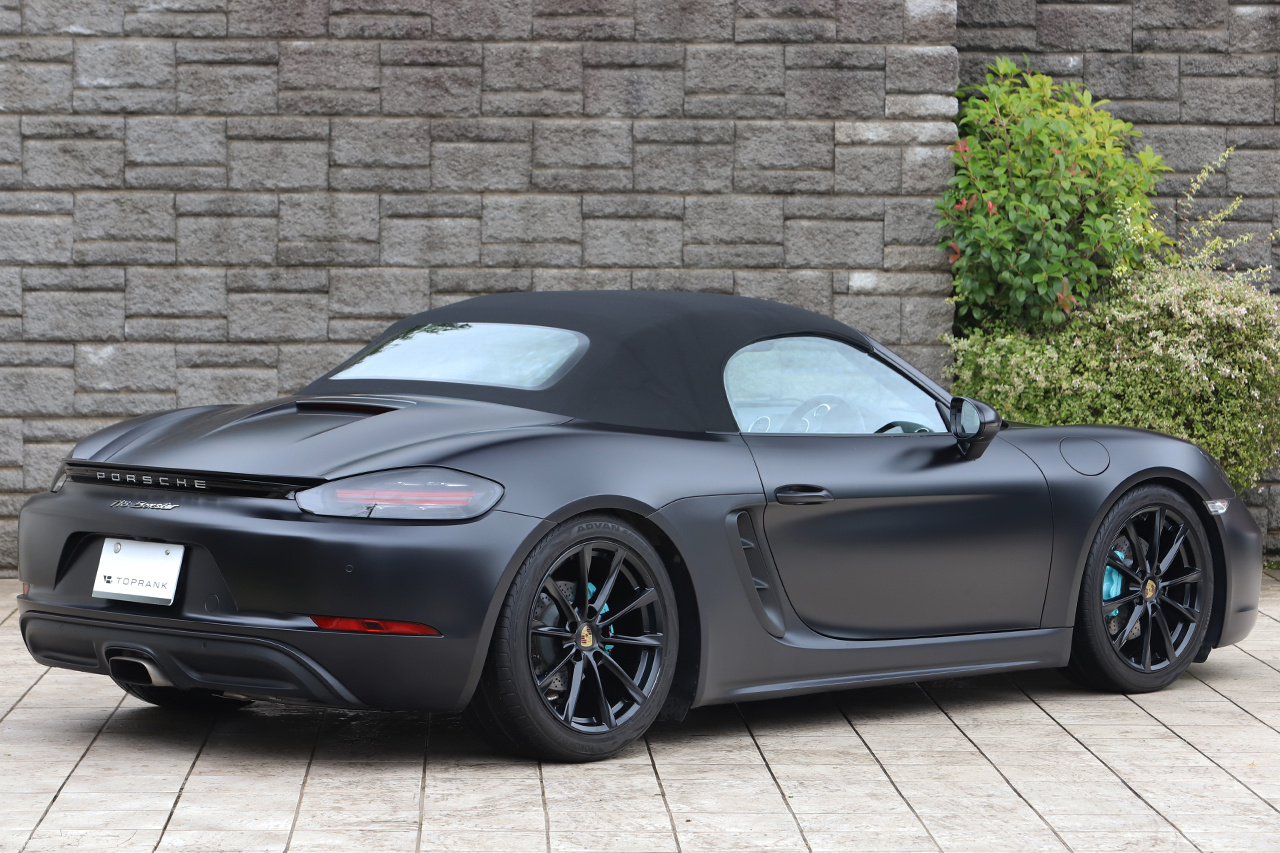 2020 Porsche 718 BOXSTER 