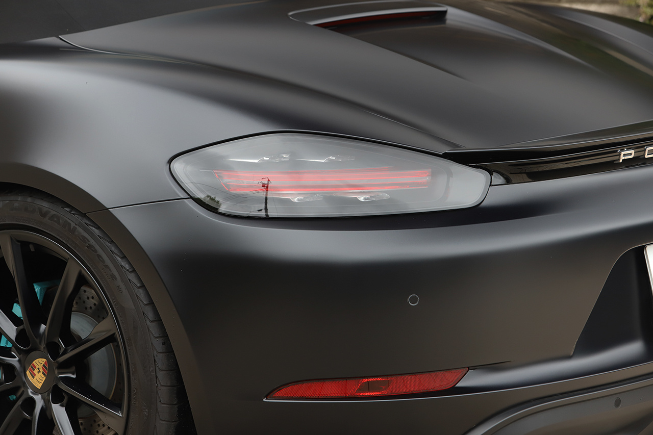 2020 Porsche 718 BOXSTER 
