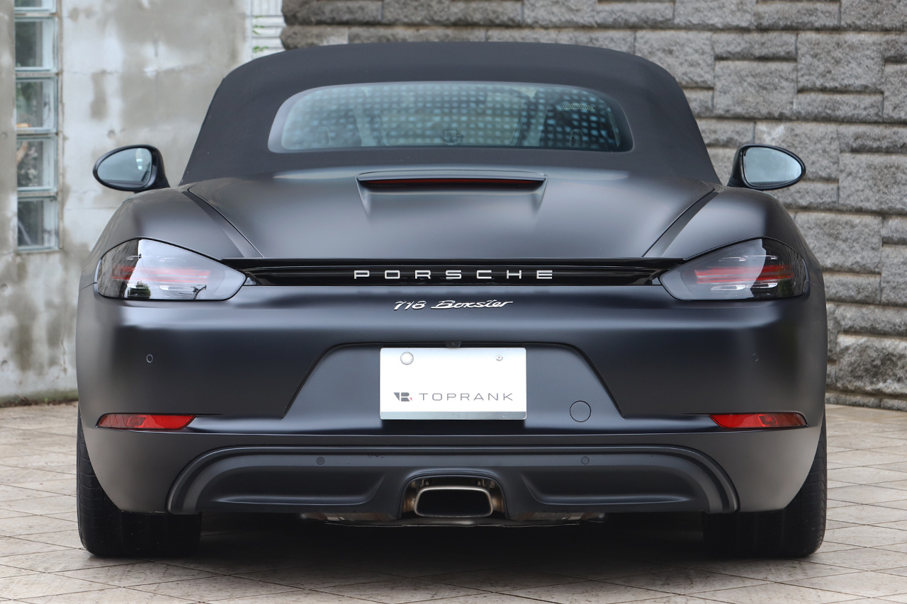 2020 Porsche 718 BOXSTER 
