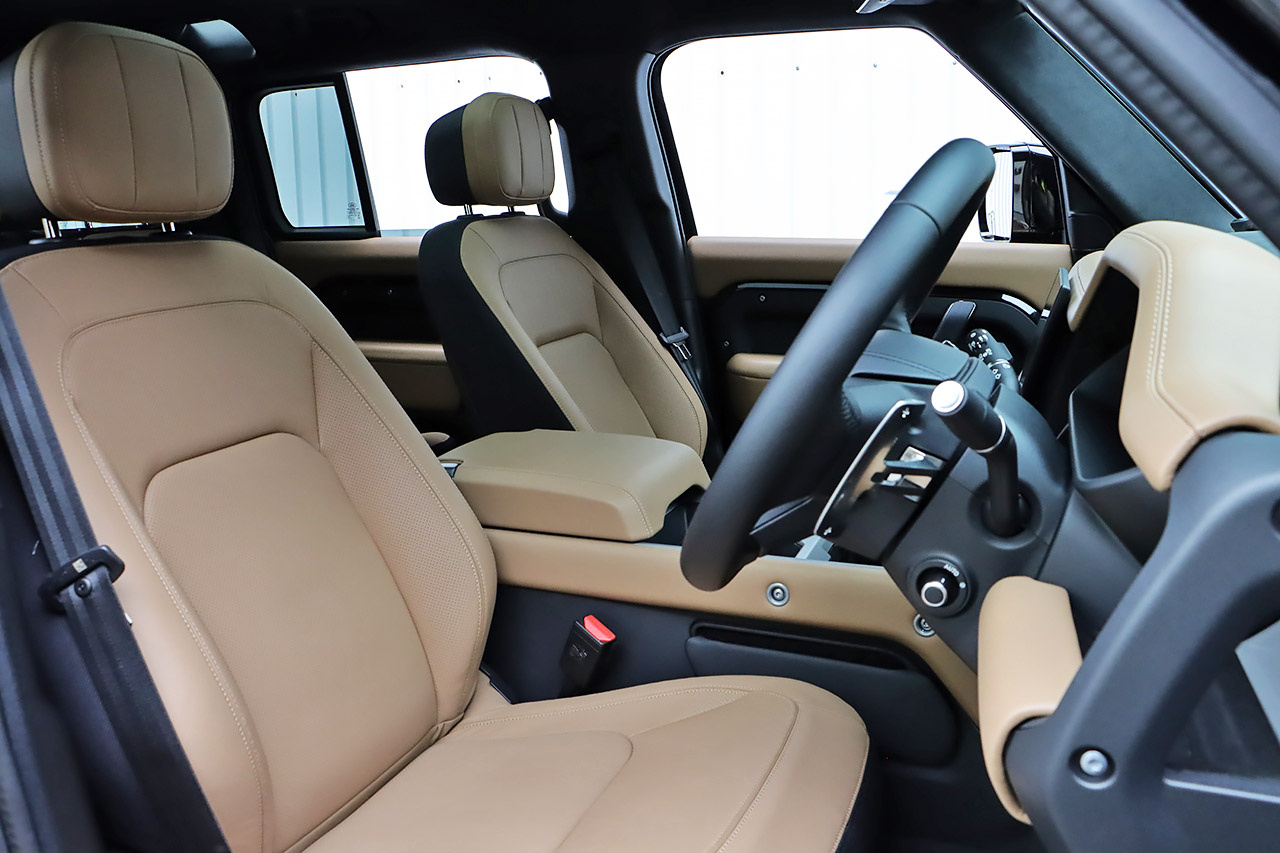 2025 Land Rover DEFENDER null
