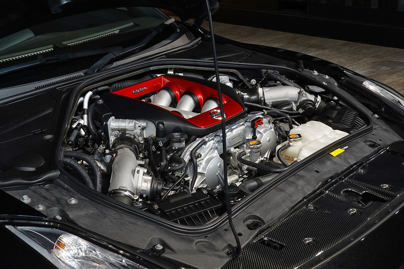 2015 Nissan GT-R R35 GT-R NISMO・MY15・Optional Titanium Muffler, Factory Carbon Fiber Recaro Seats