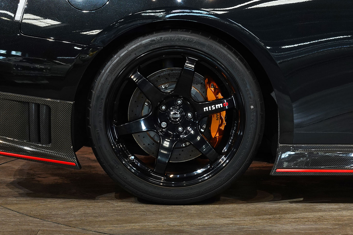 2015 Nissan GT-R R35 GT-R NISMO・MY15・Optional Titanium Muffler, Factory Carbon Fiber Recaro Seats