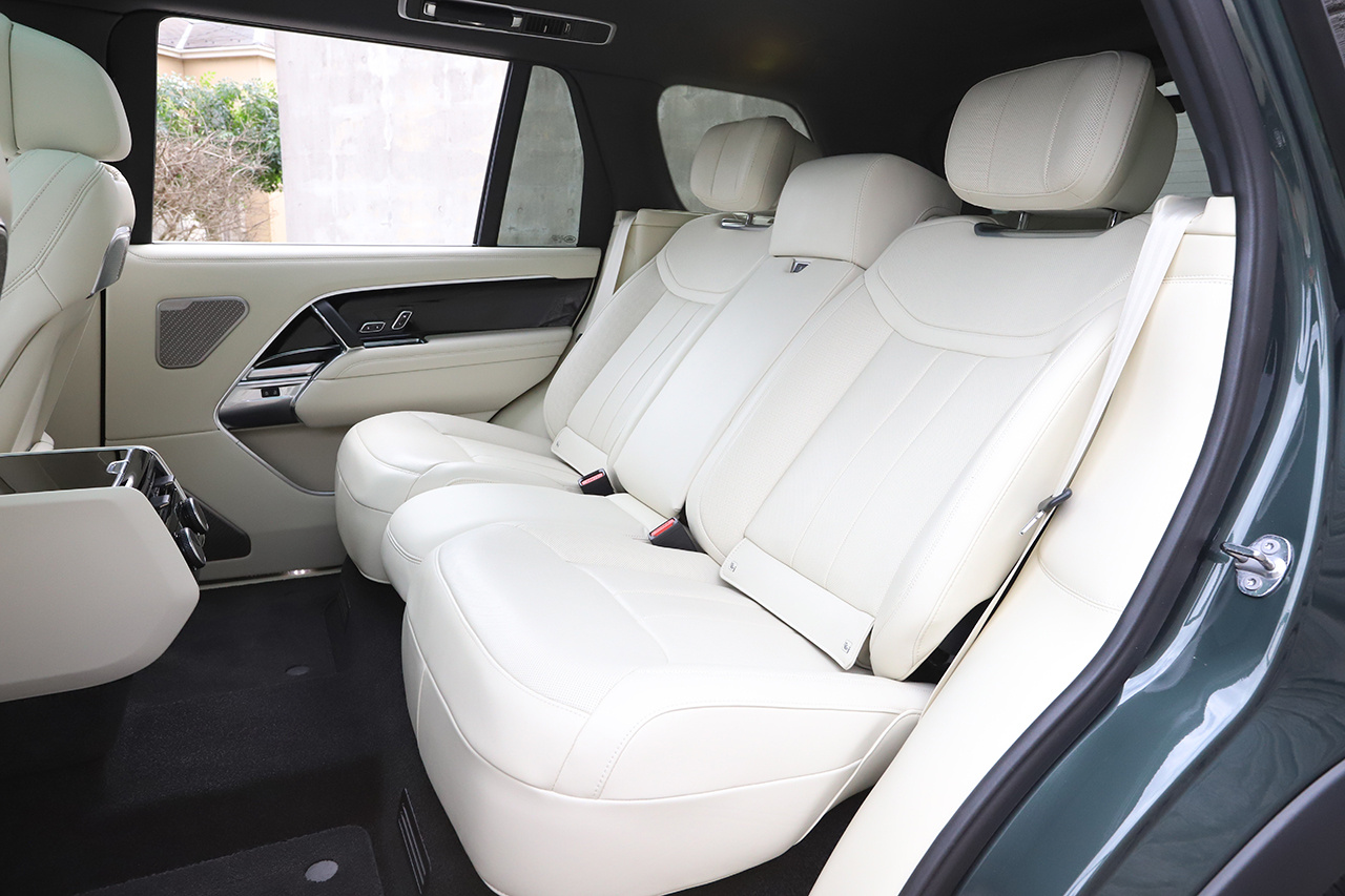 2024 Land Rover RANGE ROVER 