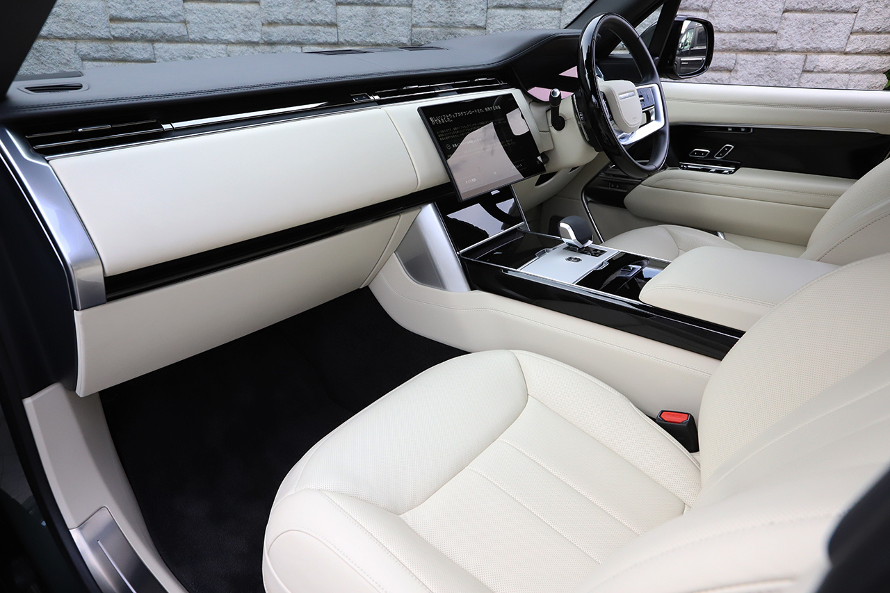 2024 Land Rover RANGE ROVER 
