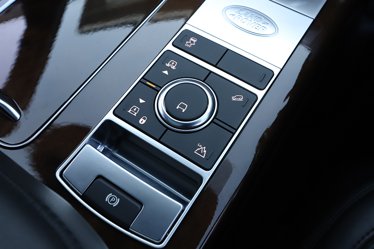 2021 Land Rover RANGE ROVER 