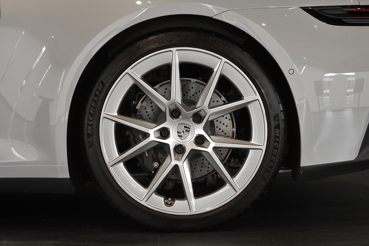 2025 Porsche 911 null