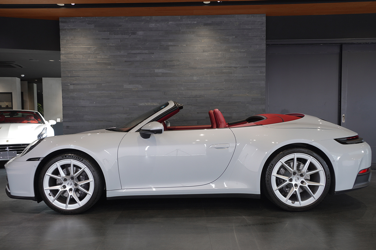 2025 Porsche 911 null