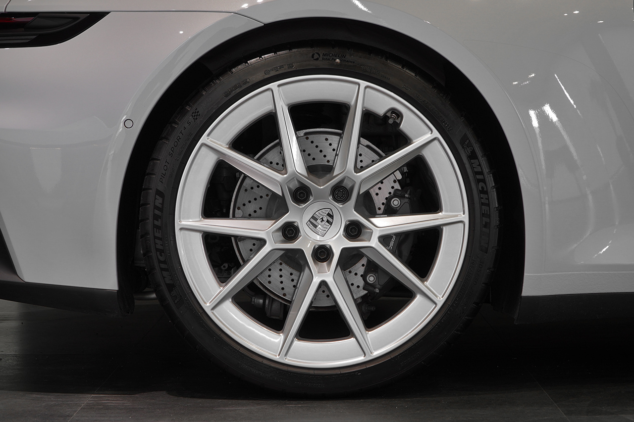 2025 Porsche 911 null