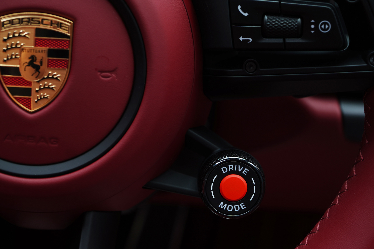 2025 Porsche 911 null