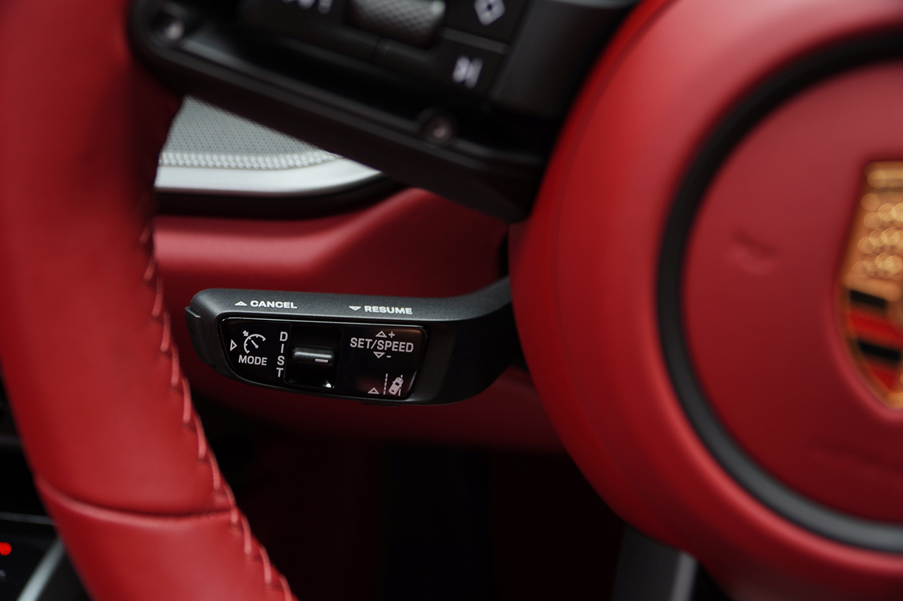 2025 Porsche 911 null