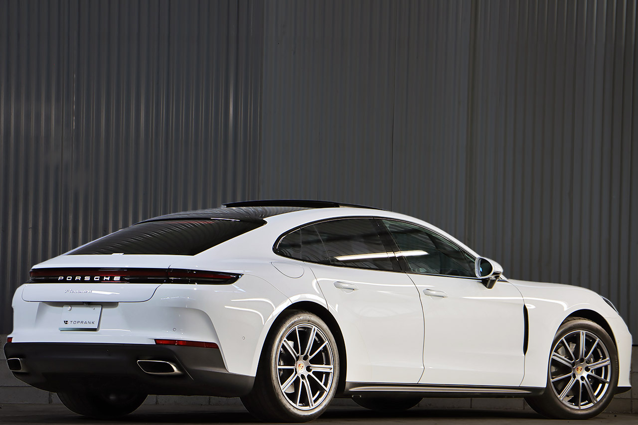 2024 Porsche PANAMERA null