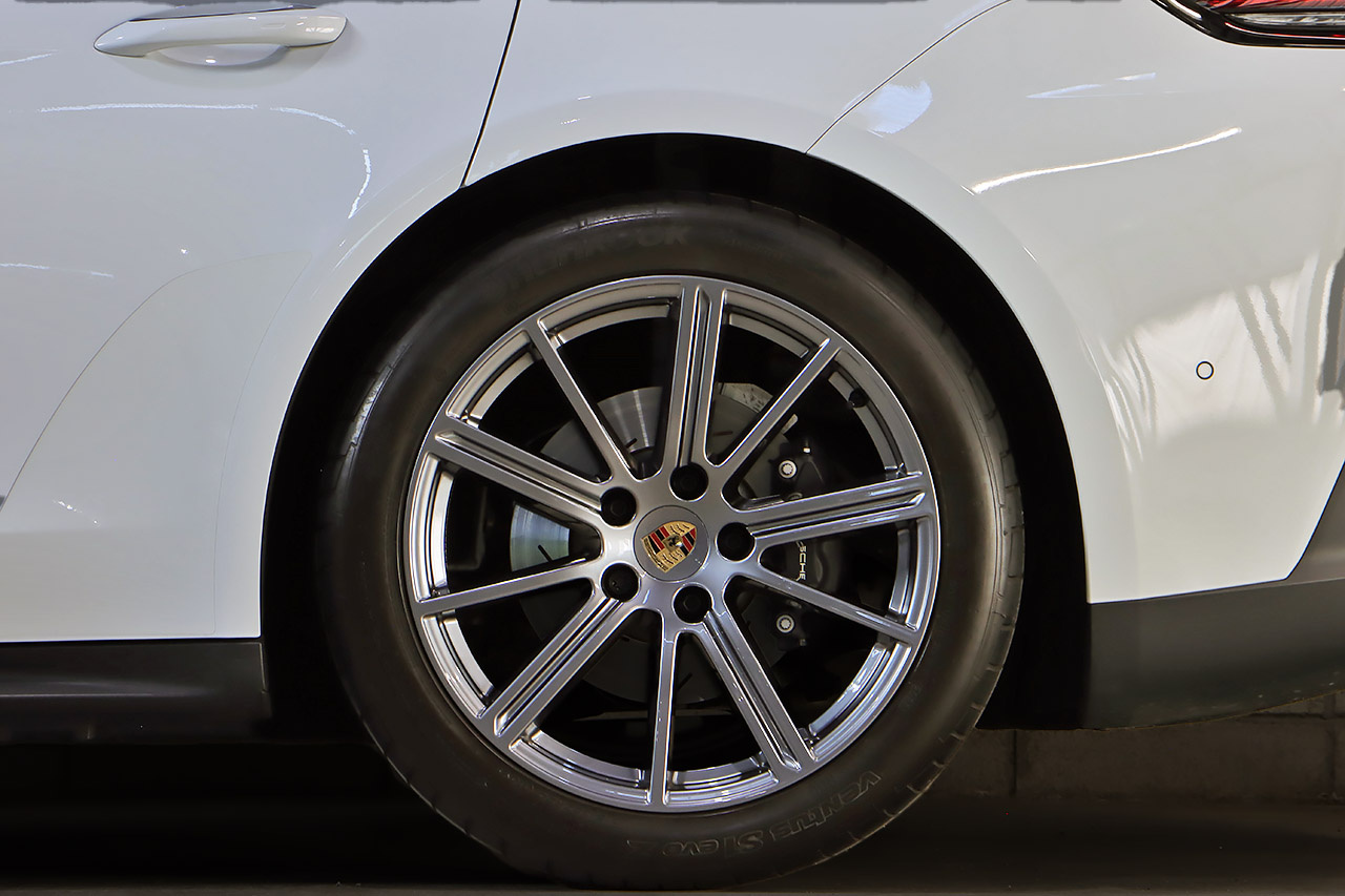 2024 Porsche PANAMERA null