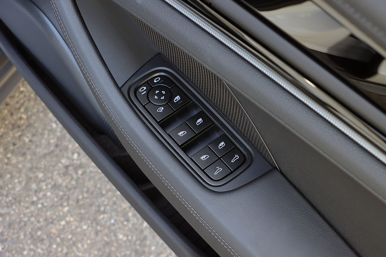 2024 Porsche PANAMERA null