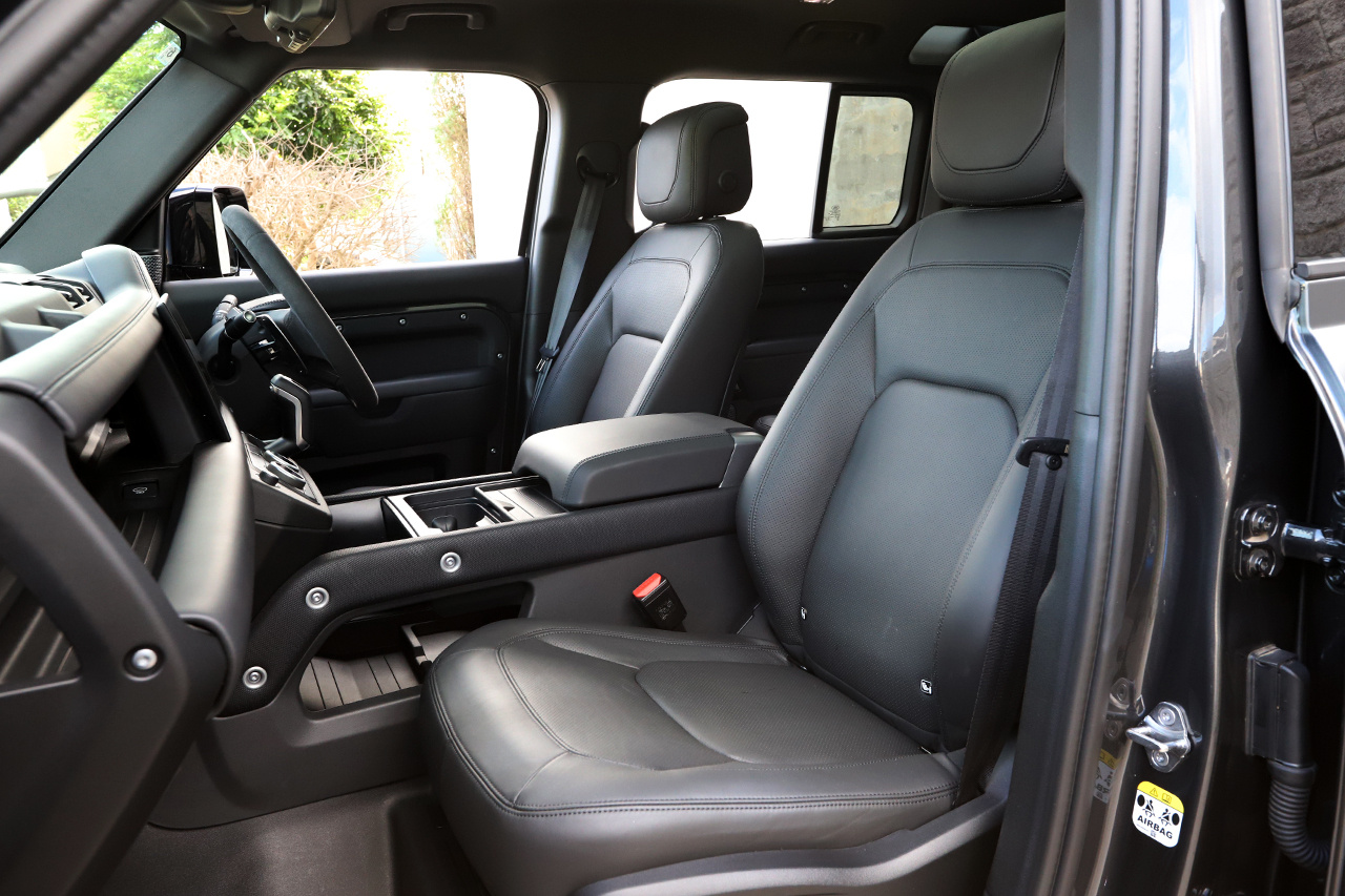 2024 Land Rover DEFENDER 