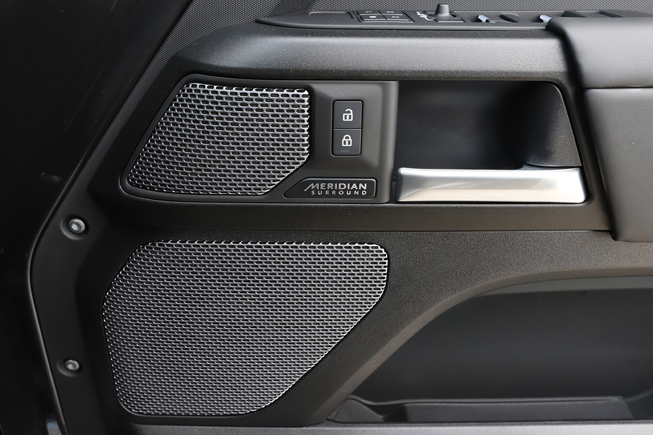 2024 Land Rover DEFENDER 