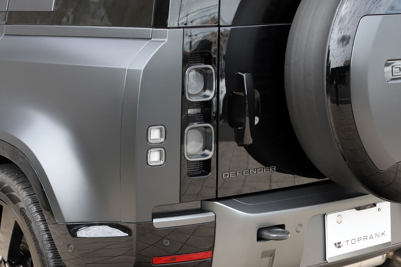 2024 Land Rover DEFENDER 
