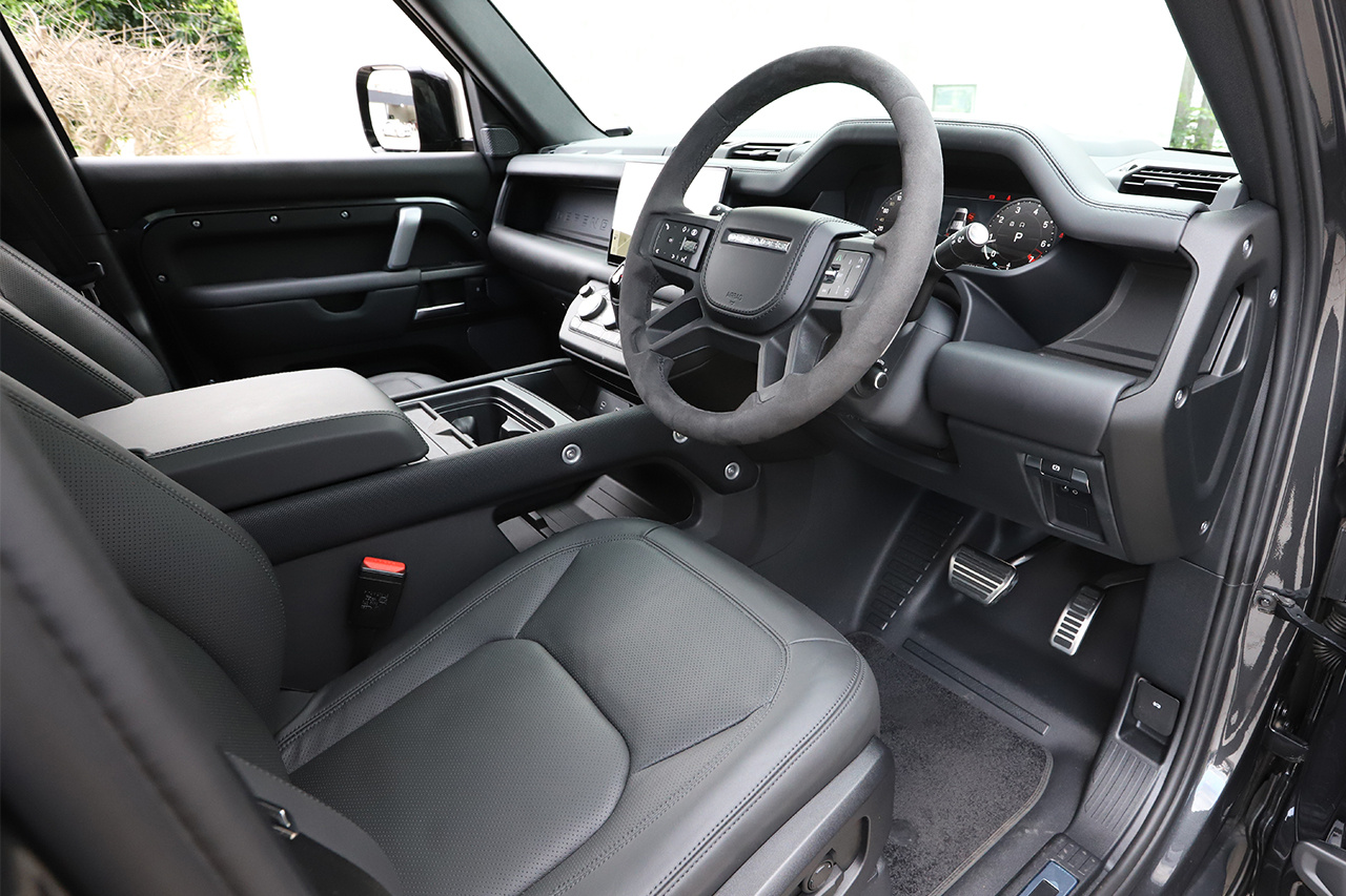 2024 Land Rover DEFENDER 