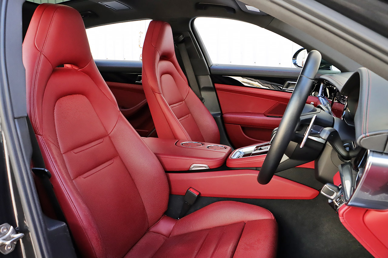 2021 Porsche PANAMERA null