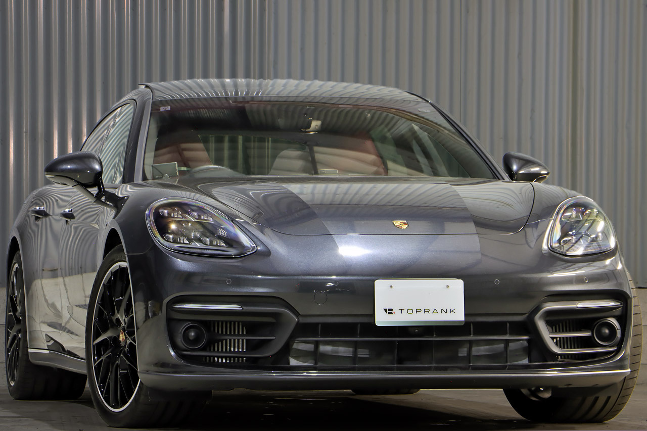 2021 Porsche PANAMERA null