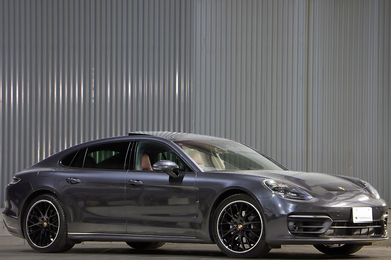 2021 Porsche PANAMERA null