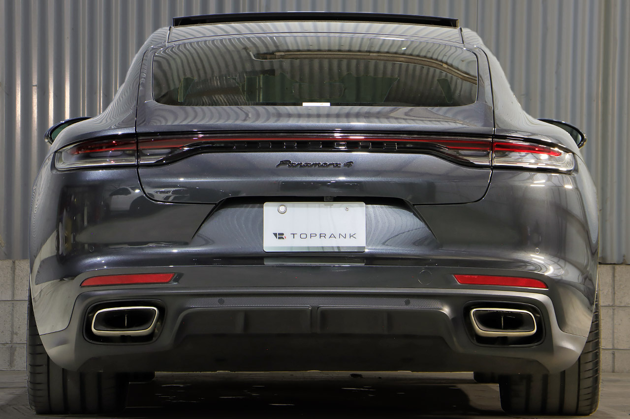 2021 Porsche PANAMERA null