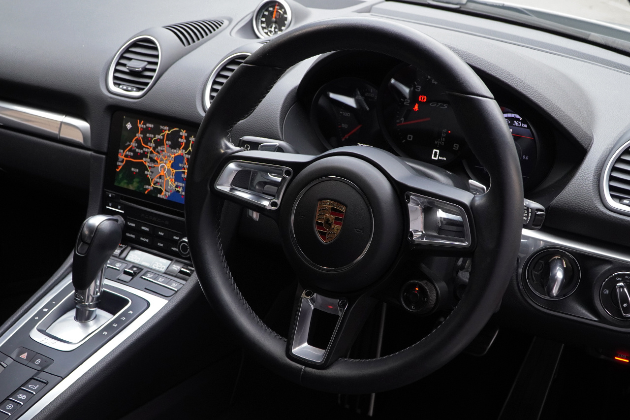 2023 Porsche 718 CAYMAN null