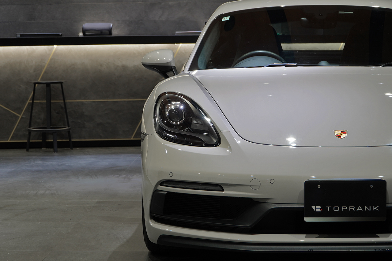 2023 Porsche 718 CAYMAN null