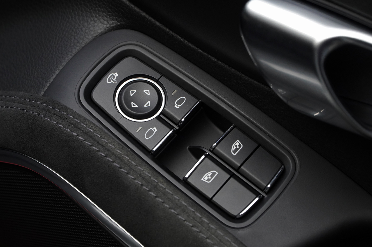 2023 Porsche 718 CAYMAN null