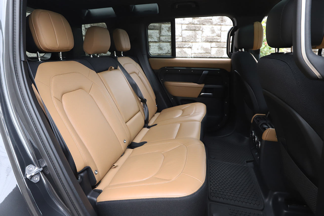 2025 Land Rover DEFENDER 