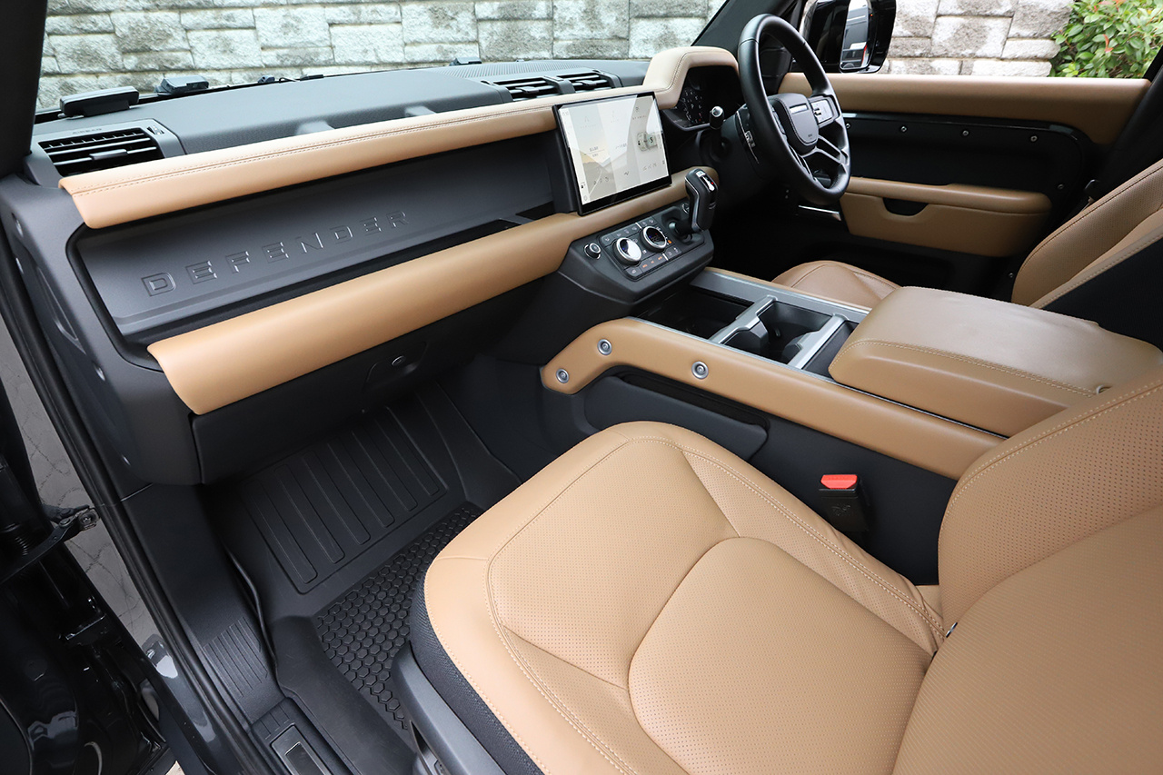 2025 Land Rover DEFENDER 
