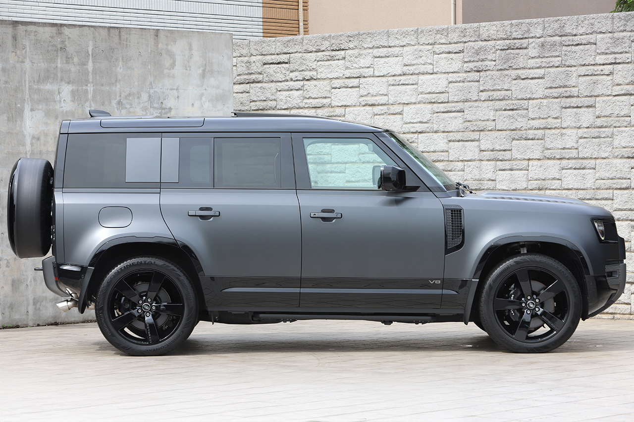 2025 Land Rover DEFENDER 