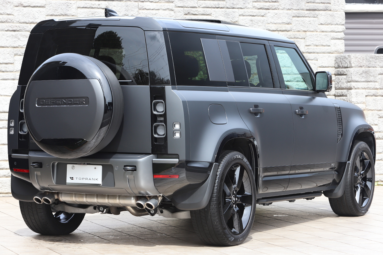 2025 Land Rover DEFENDER 