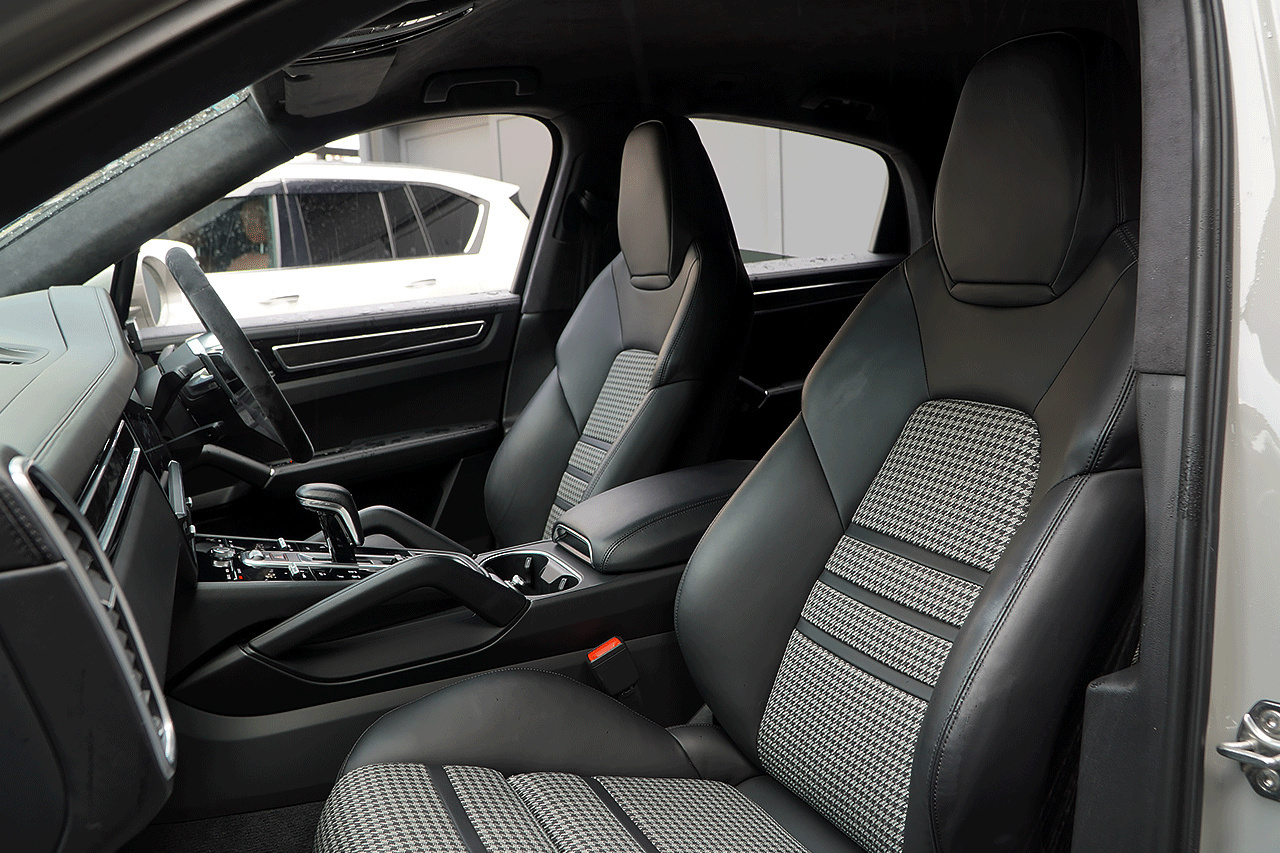 2020 Porsche CAYENNE null